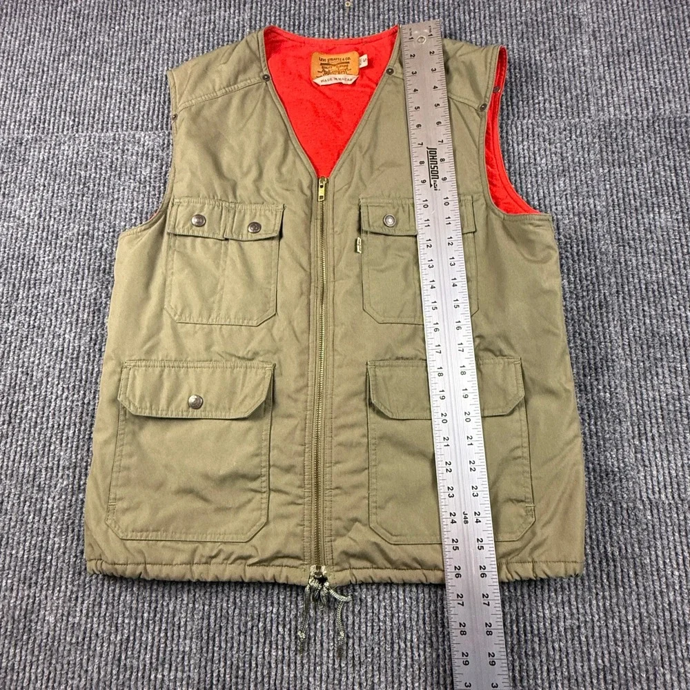 Vintage Levis Mens Size Small‎ Utility Vest Khaki Tan Red Lining Cargo Pockets